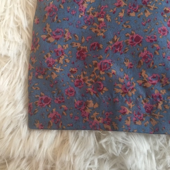 Delia’s Floral Dress - Size Medium - Picture 4 of 5